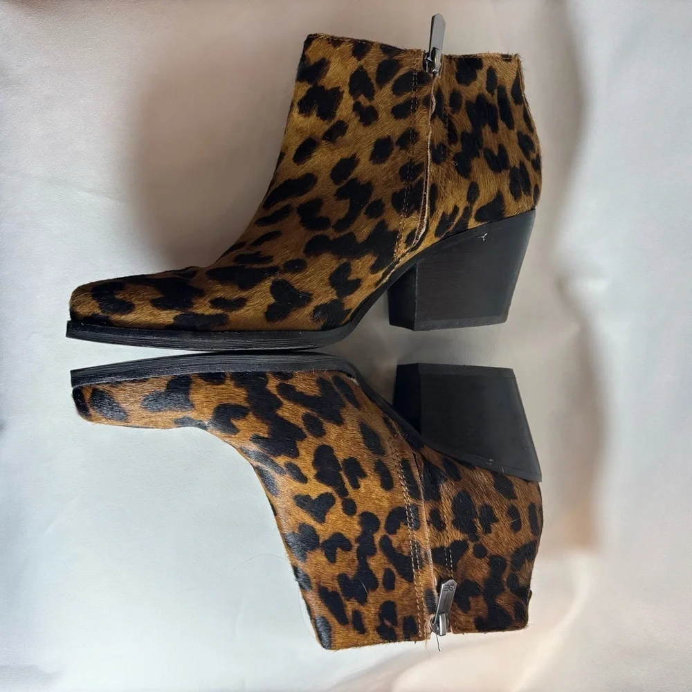 SAM EDELMAN Sz 6 Ponyhair Leather Leopard Print Ankle Boots Stacked Heel Booties - Picture 3 of 10
